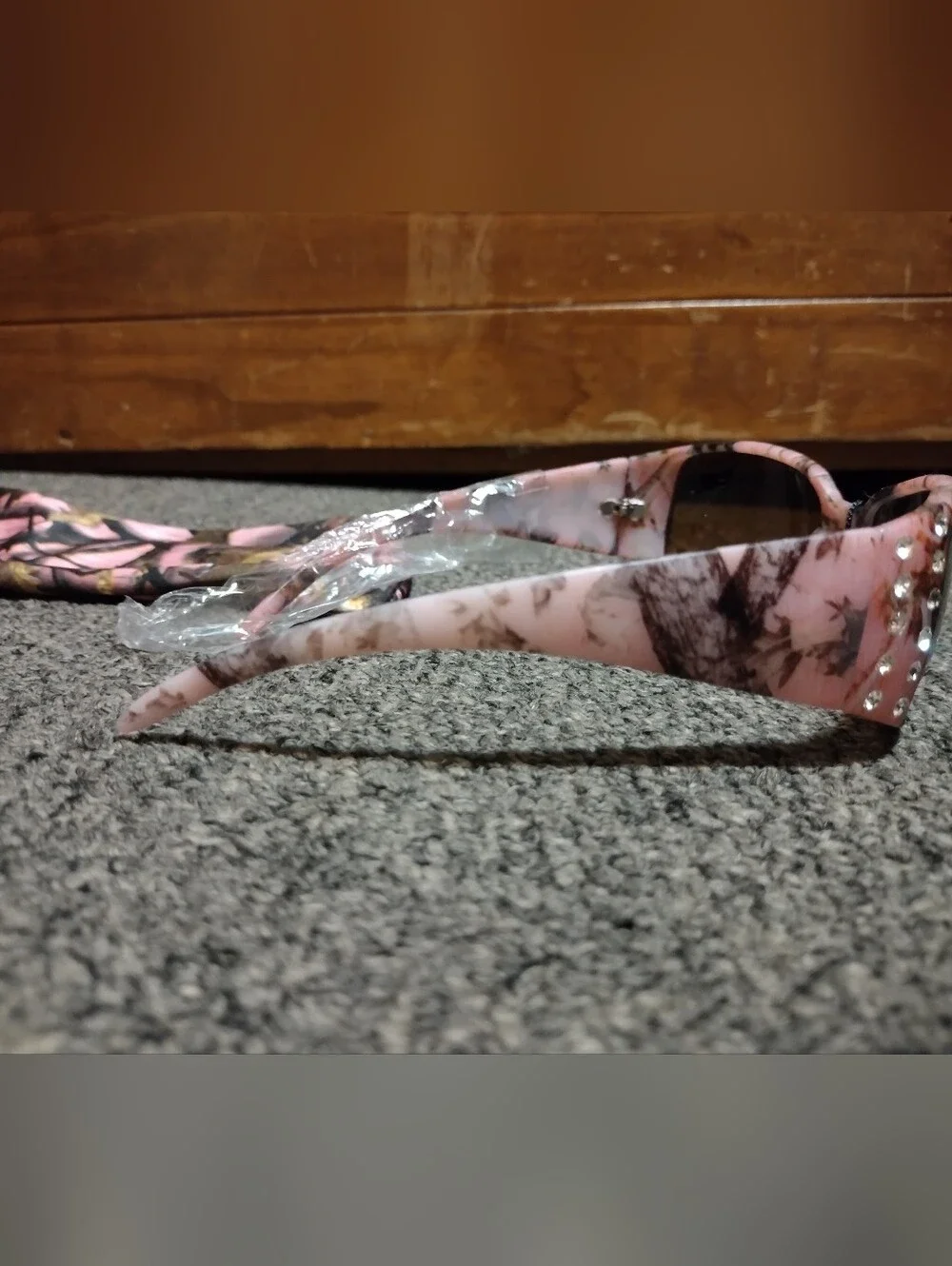 Pink Camo Patterned Women's Sunglasses with Soft Case